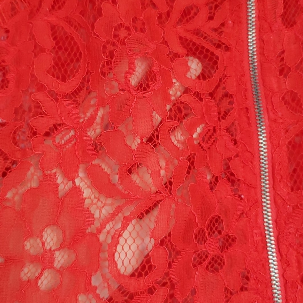 Zara Embroidered Front Lace Top - Picture 6 of 8